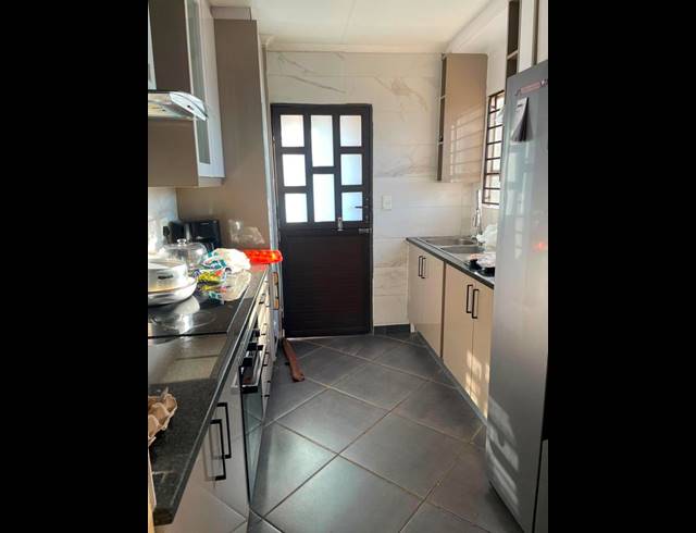 3 BEDROOM HOUSE FOR SALE IN WITPOORTJIE
